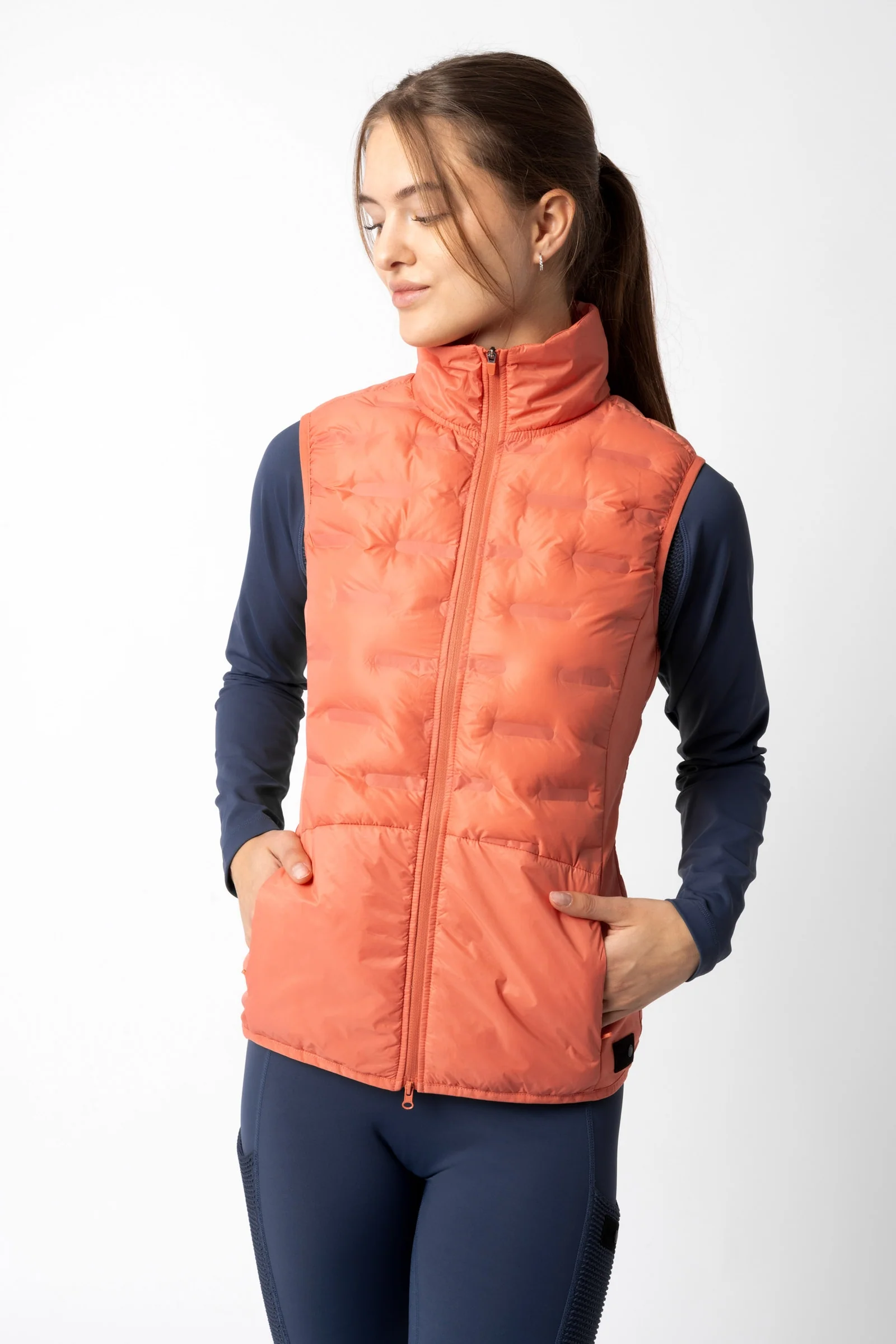 Adela lettfôret, funksjonell ridevest til dame Crabapple 44