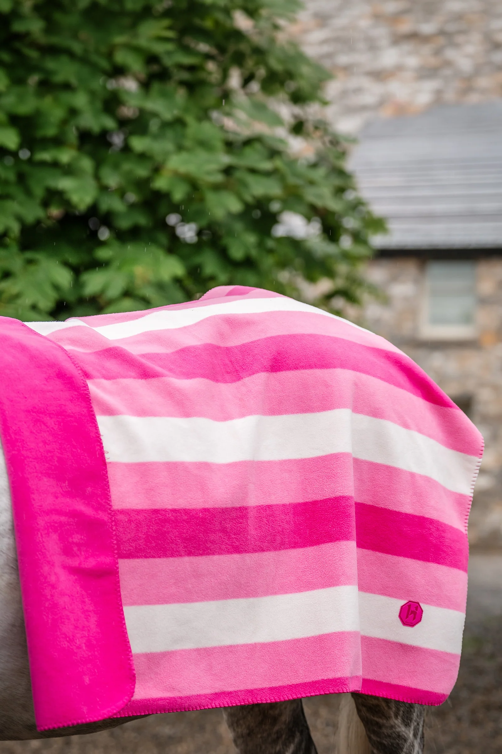 Newmarket Fleece (Kvadratisk) Witney Pink P